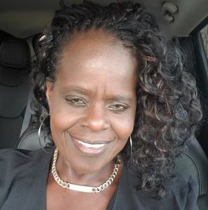 Meet your Posher, Genelda